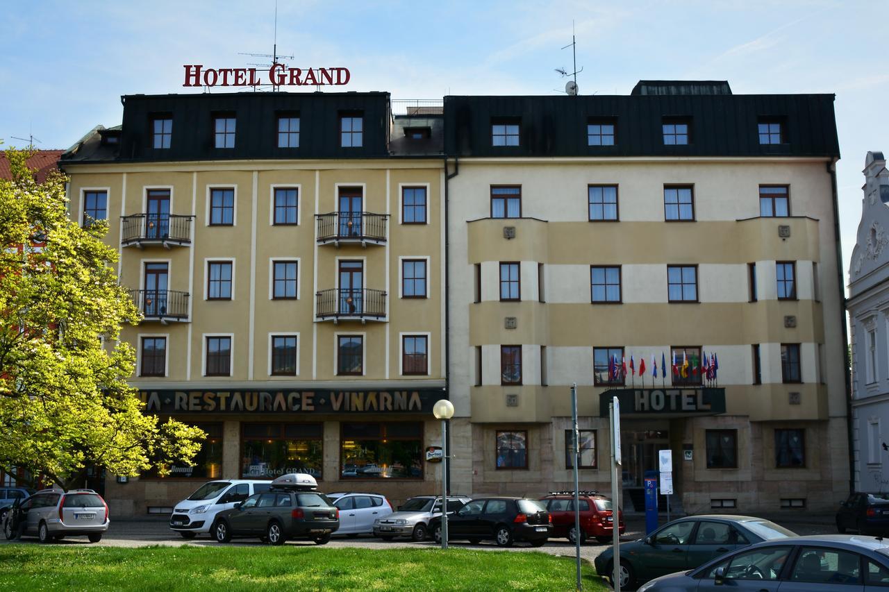 格兰德酒店 Uherské Hradiště 外观 照片